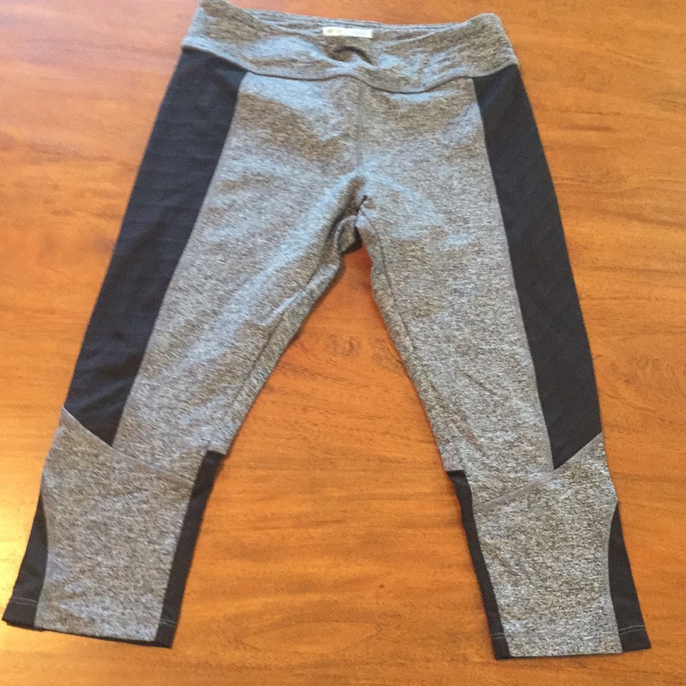 Black and gray ma Capri leggings with mesh